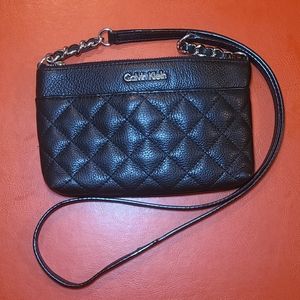 Calvin Klein | Leather Crossbody Bag w/ Silver-tone Hardware (Black) - Small